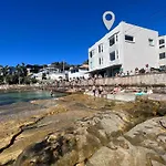 Luxury Manly Oceanfront Getaway
