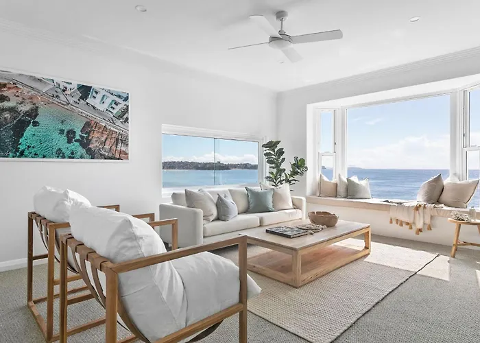 Luxury Manly Oceanfront Getaway