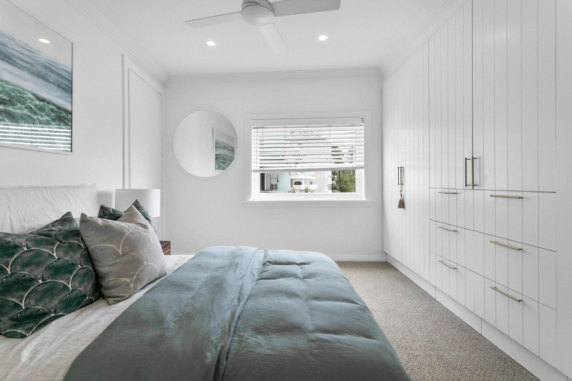Luxury Manly Oceanfront Getaway Apartment