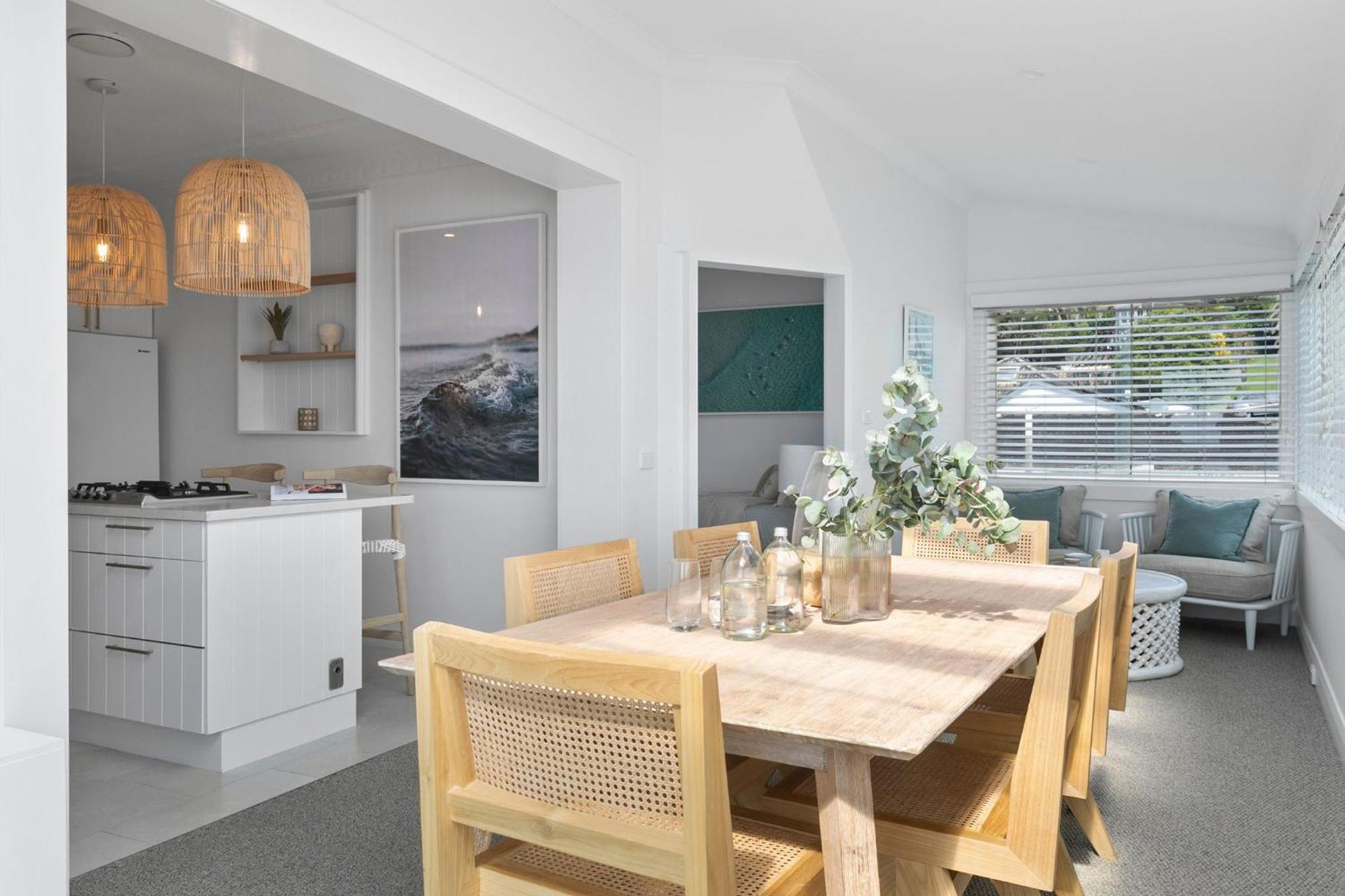 Apartment Luxury Manly Oceanfront Getaway