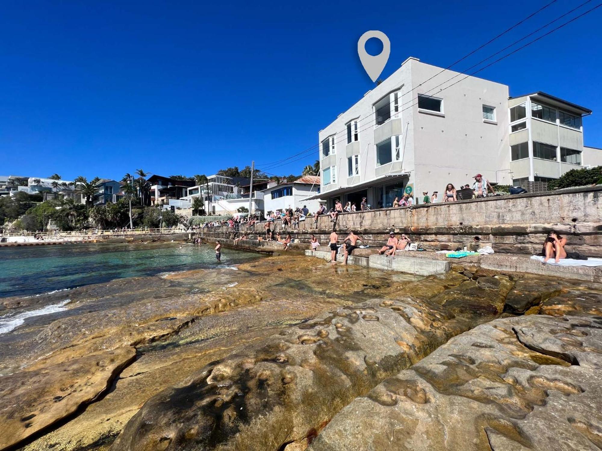 Luxury Manly Oceanfront Getaway Apartment Sydney
